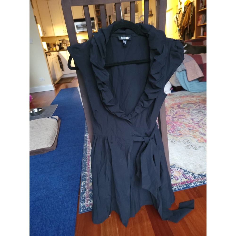 Bebe wrap dress